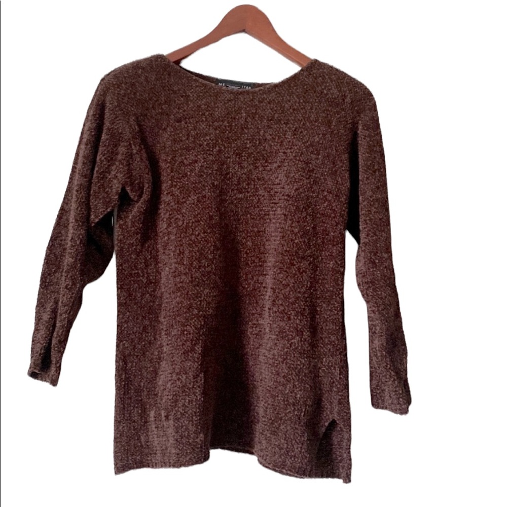 Metropolitan New York 10001 Brown Sweater